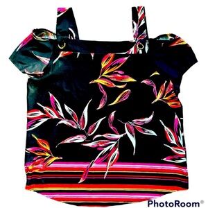 Black Tropical Print Wrinkle Free Cold Shoulder Knit Top Size Large Worn once